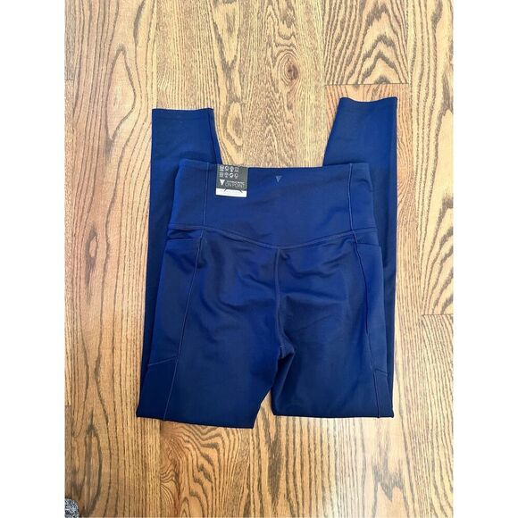 Victorias Secret Navy Blue On Point 2 Pocket Leggings Size XS New - Picture 7 of 7